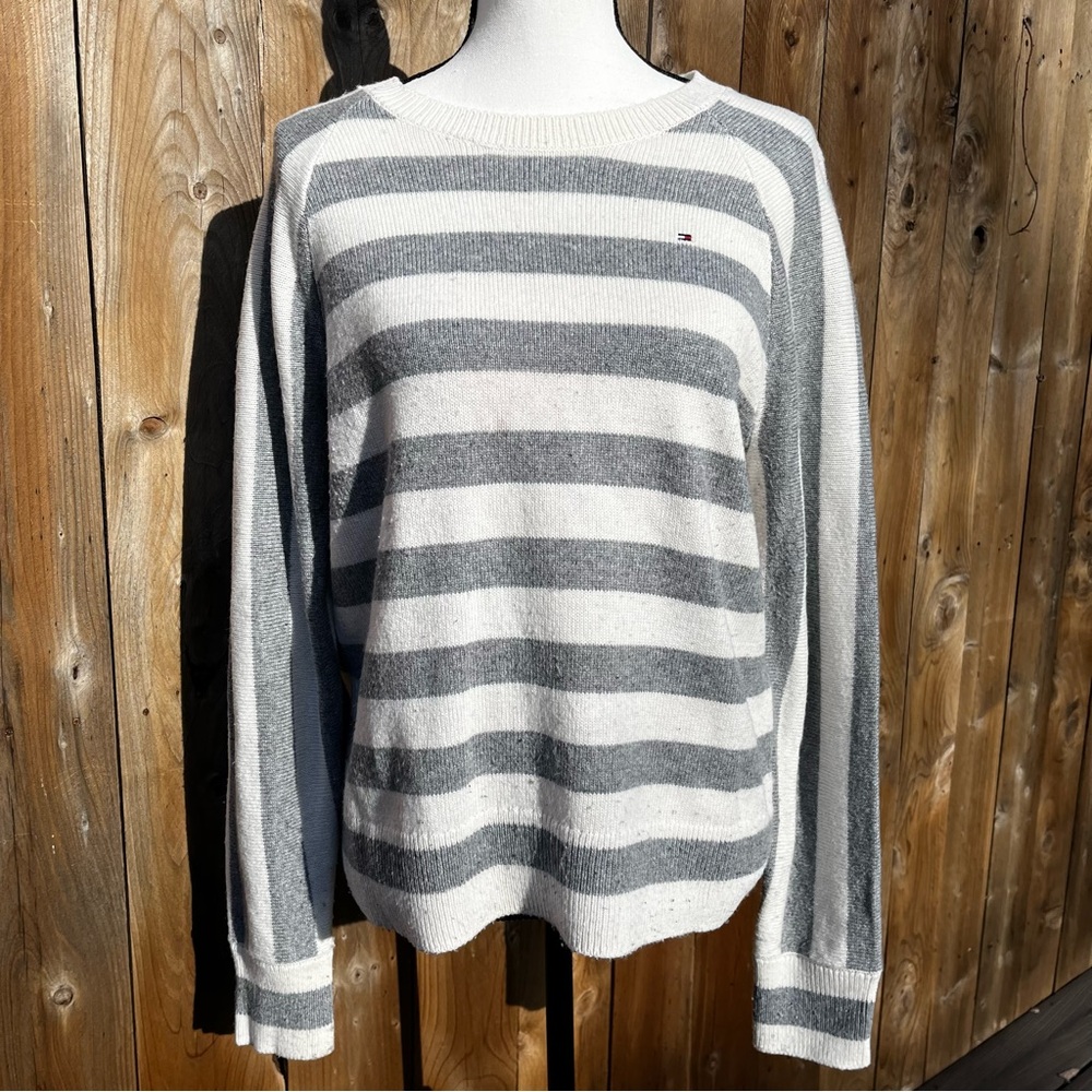 Tommy Hilfiger Gray and Cream Striped Knit Sweater